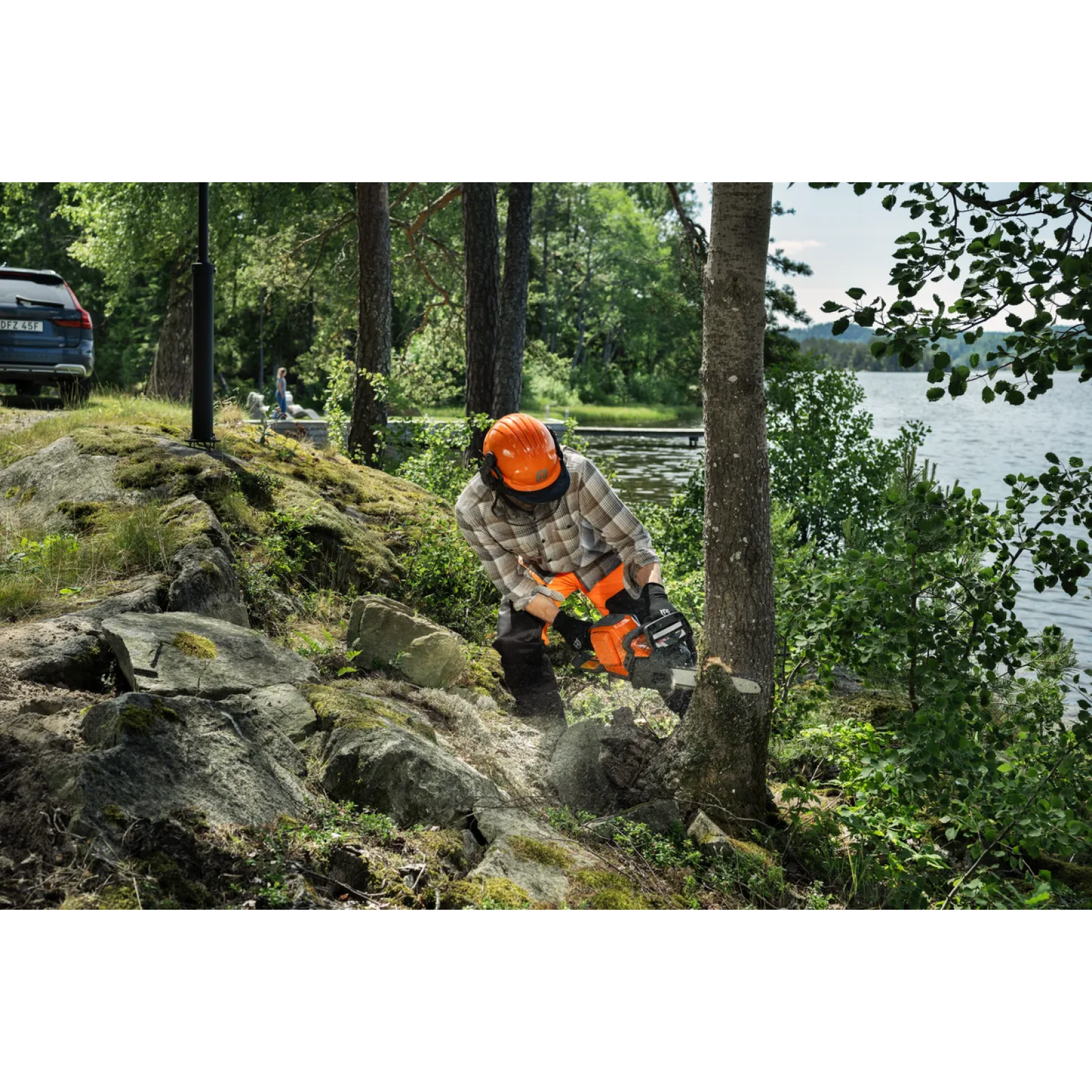 Аккумуляторная Цепная Пила Husqvarna 242i KIT (АКБ+ЗУ) 9708384-03