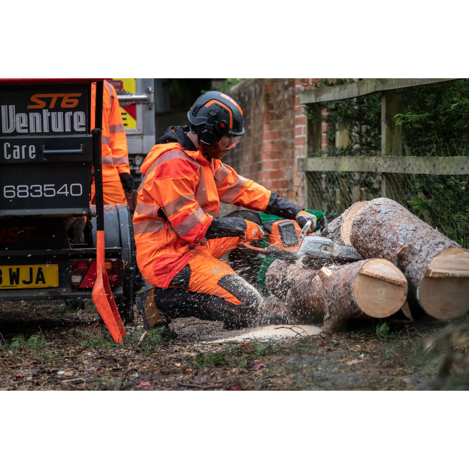 Аккумуляторная Цепная Профессиональная Пила Husqvarna 540iXP KIT (АКБ+ЗУ) 9678640-02