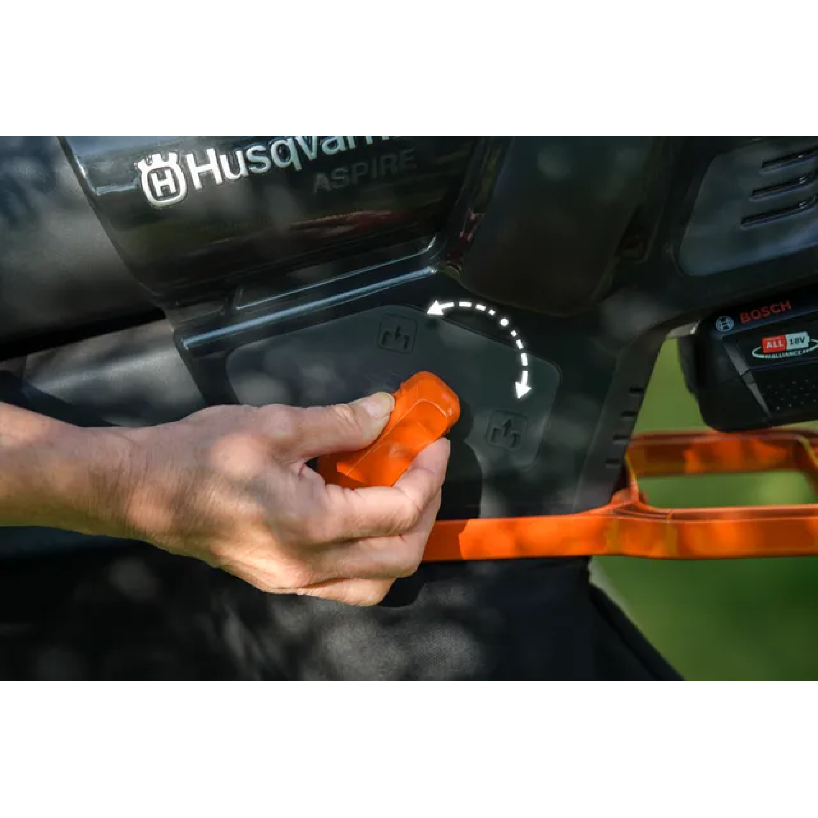 Воздуходув-Пылесос Аккумуляторный Husqvarna Aspire BVX-P4A (без АКБ и ЗУ) 9708272-01