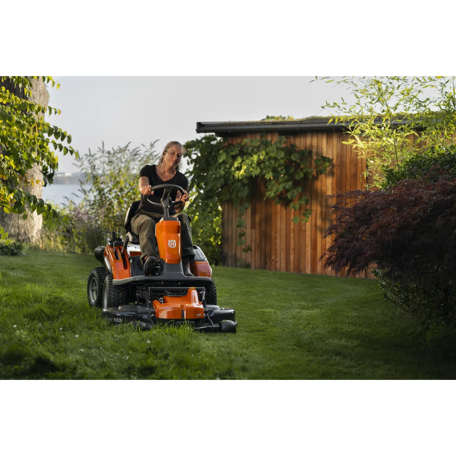 Бытовой Аккумуляторный Райдер Husqvarna R 200iX AWD 9707480-01