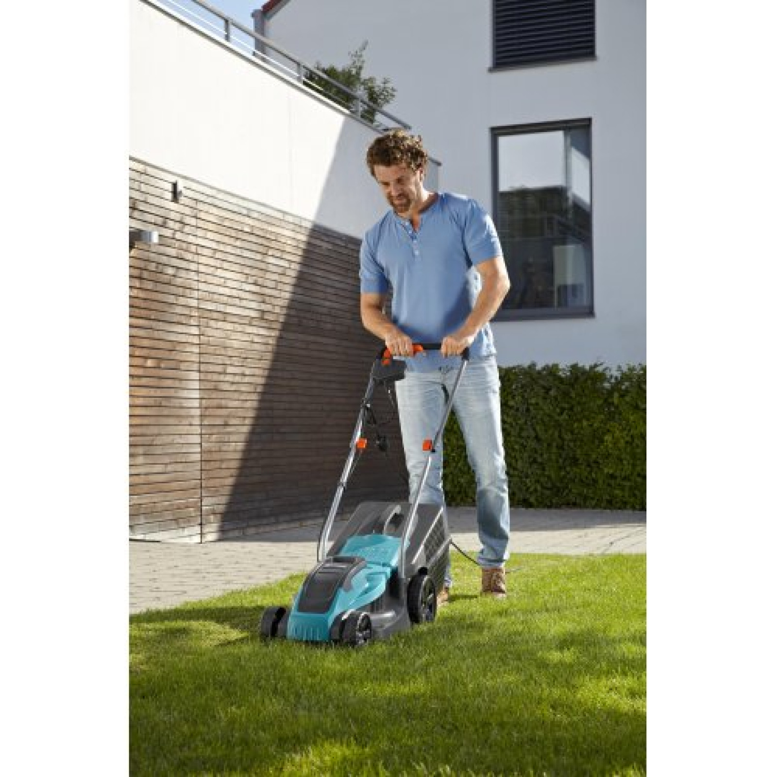 Газонокосарка Електрична Gardena PowerMax 32/1100 05031-20.000.00