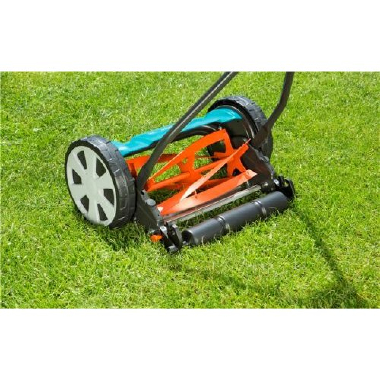 Газонокосилка Механическая Gardena Classic 330 04027-20.000.00