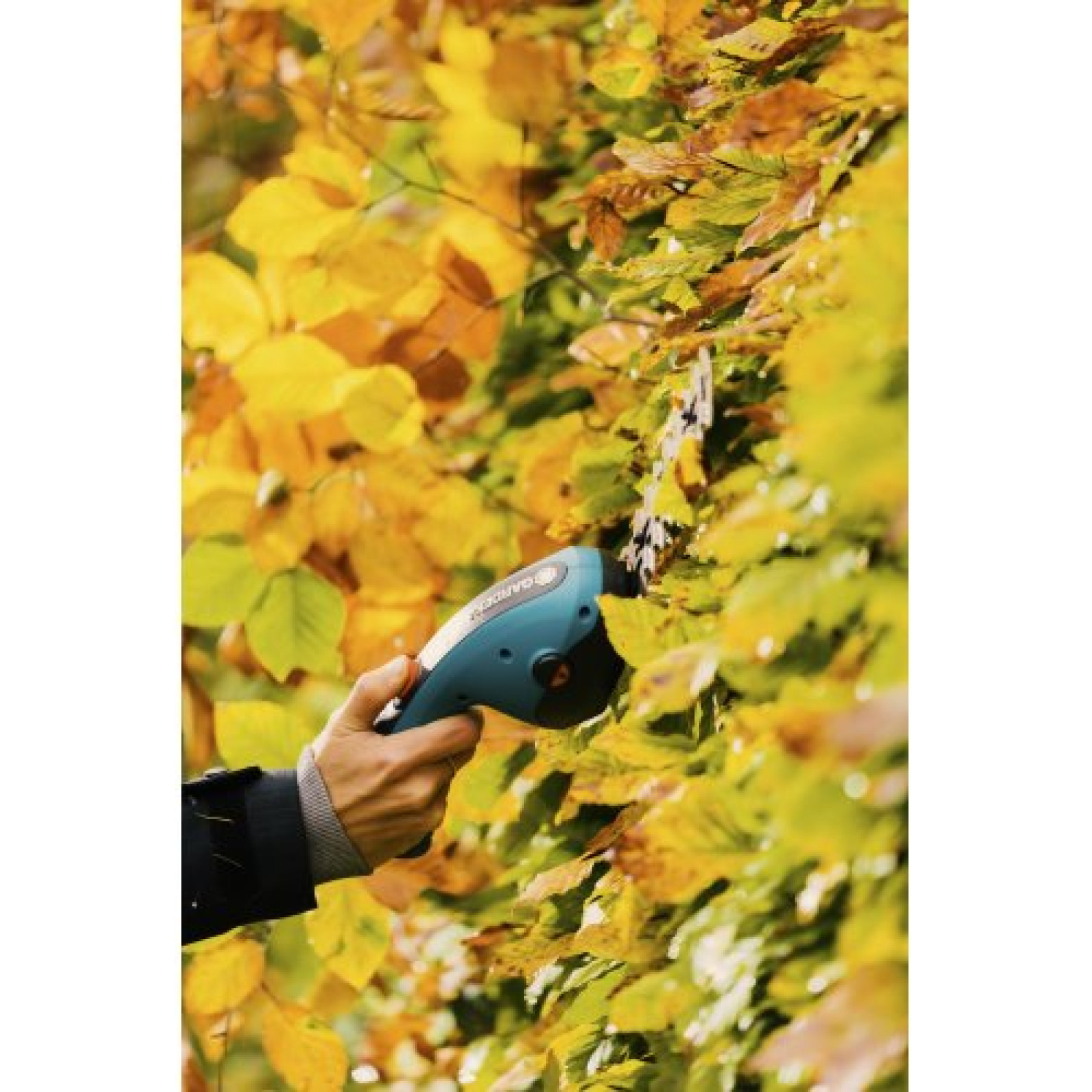 Кусторез-Траворез Аккумуляторный Gardena ClassicCut KIT-2 (АКБ+USB-Type-C) 09885-20.000.00