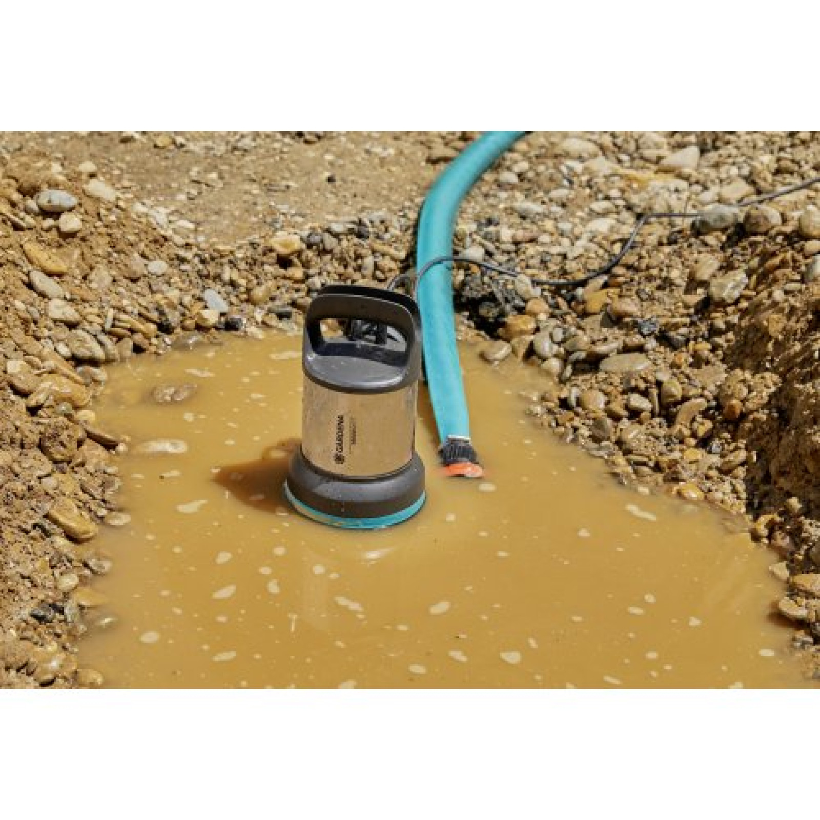 Електричний Насос Gardena 16000 (для брудної води) 09042-20.000.00