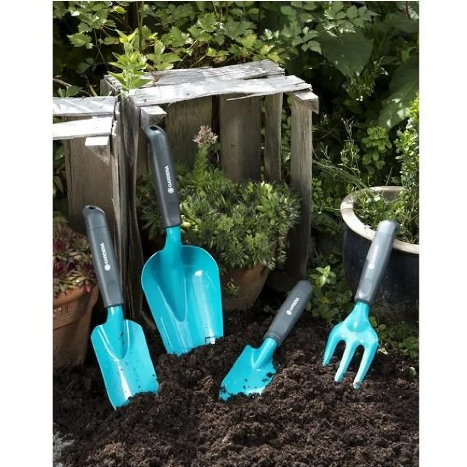 Совок ручной большой Gardena Classic Ergo 12 см