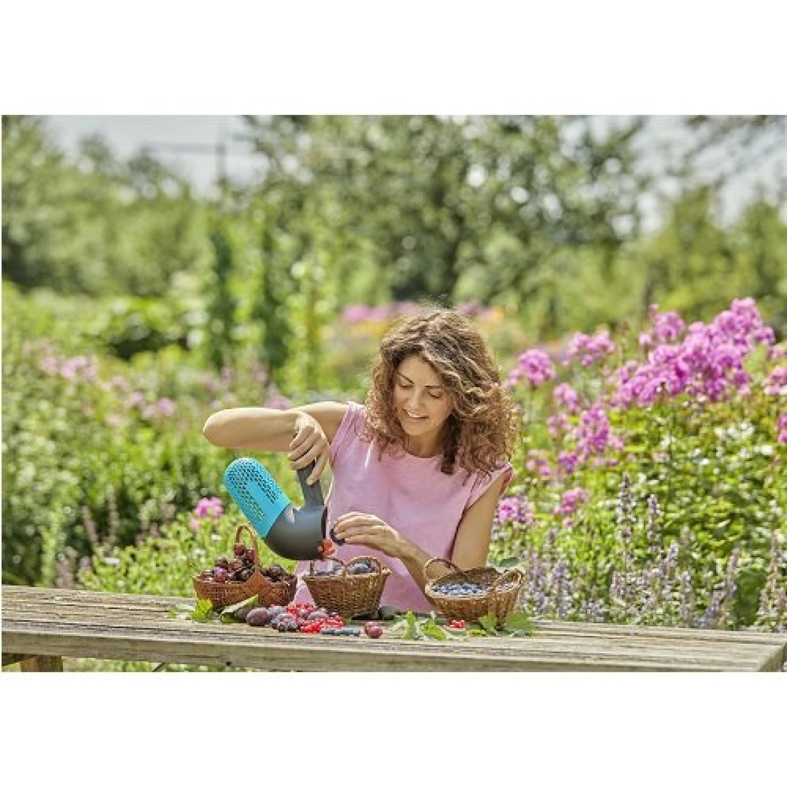 Плодосъемник для сбора ягод Gardena Combisystem BerryPicker