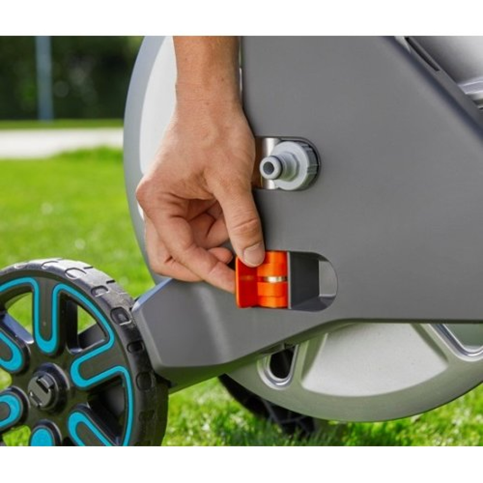 Візок для шланга GARDENA AquaRoll M Metal SET