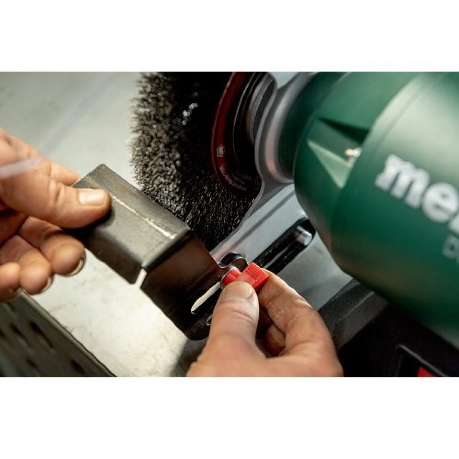 Точильний Верстат Metabo DS 200 Plus 604200000