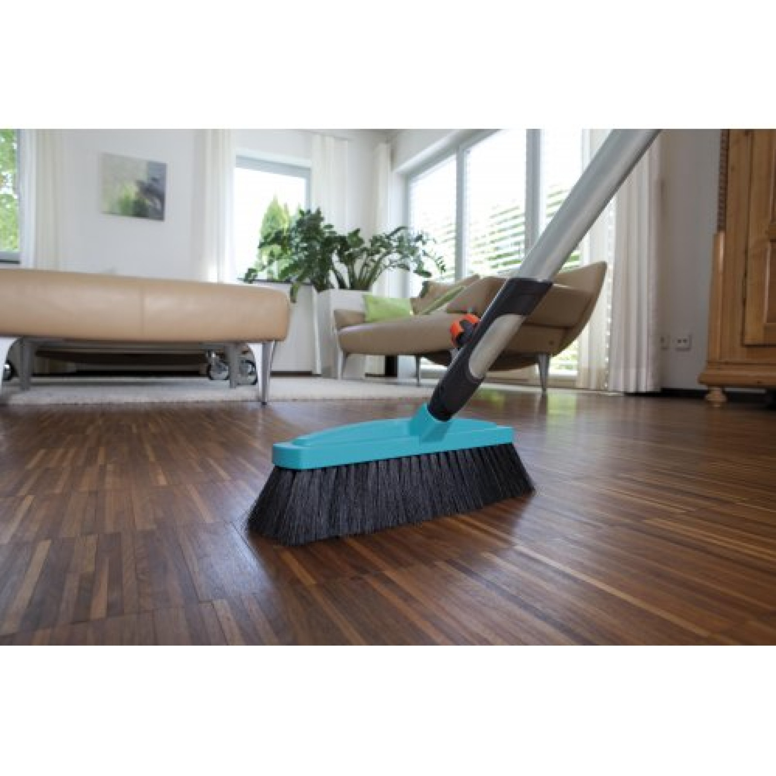 Щетка для уборки Gardena Combisystem 34 см