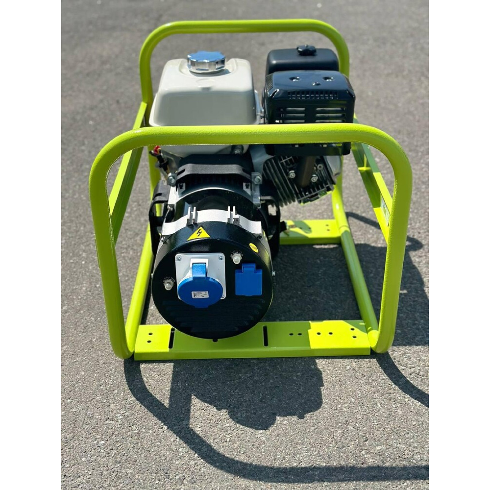 Генератор бензиновий PRAMAC MES8000 (5,6кВт)
