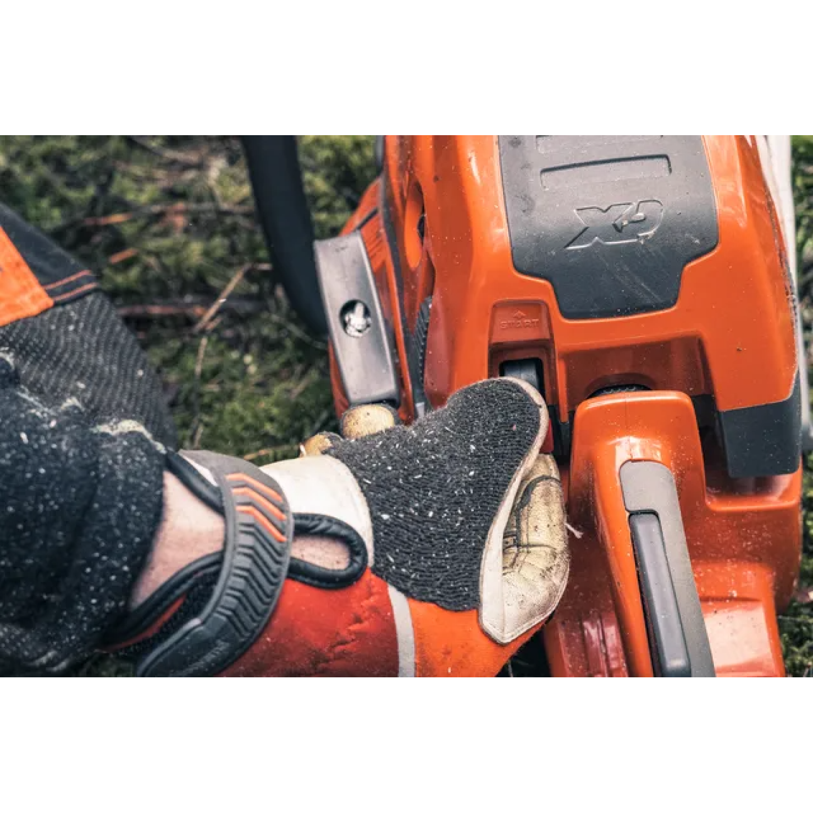 Бензопила Ланцюгова Професійна Husqvarna 592ХР 9704931-44