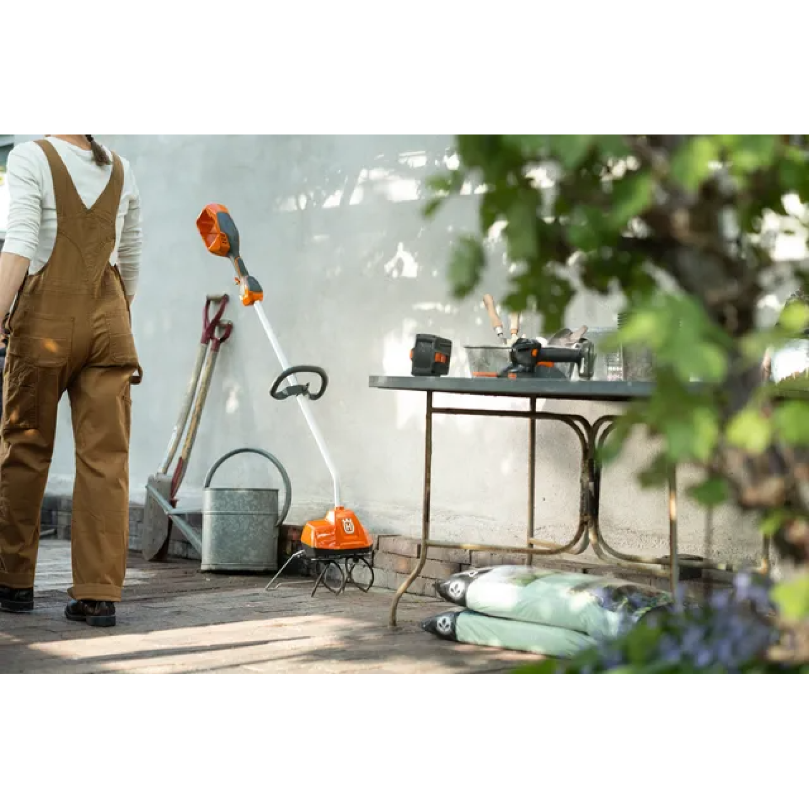 Аккумуляторный Культиватор Husqvarna TH 125i (без АКБ и ЗУ) 9708424-01